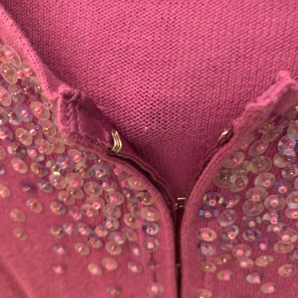 Elegant Sequin Magenta Knit Cardigan w/ Front Hook Closure - Picture 4 of 11